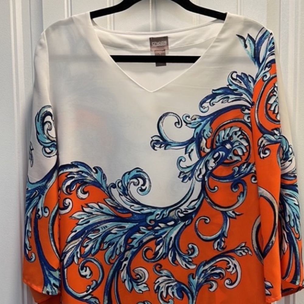 Chicos Blouse. Size 1.‎ (See size chart)